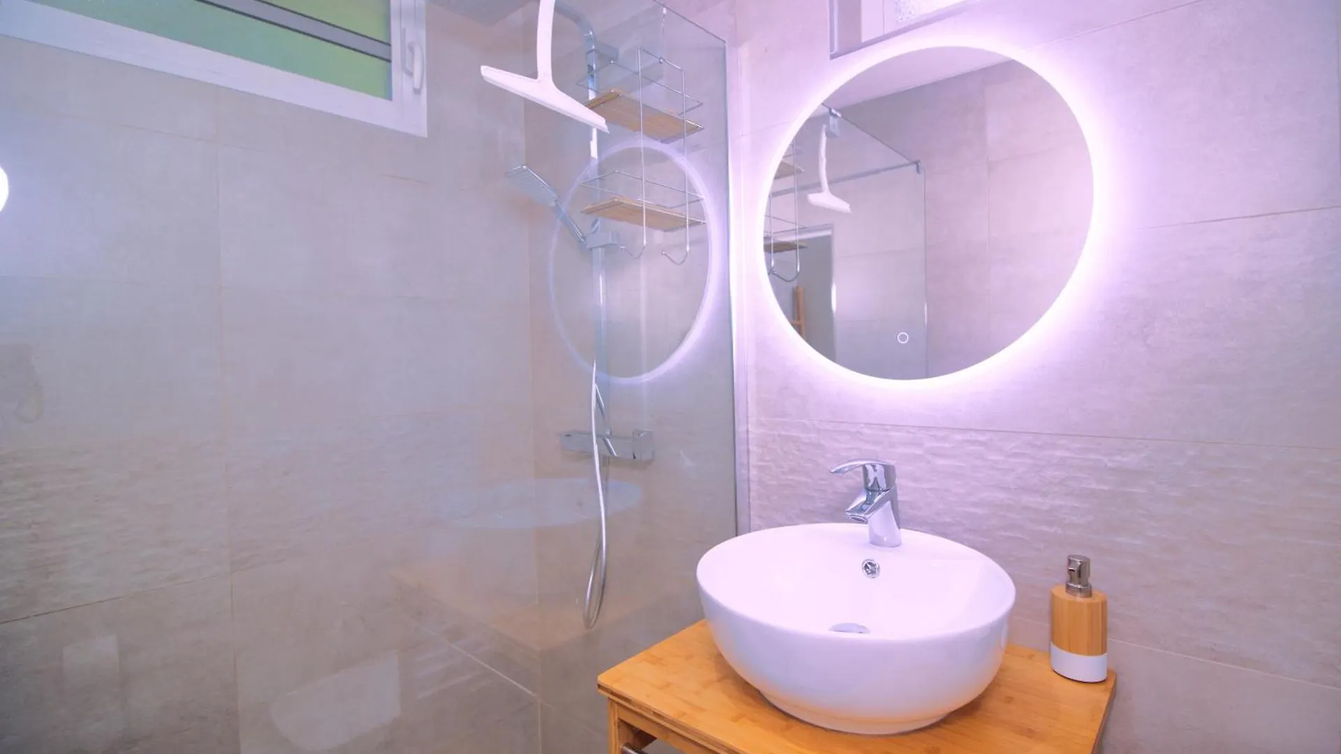 Appartement Jade 莱特鲁瓦西莱